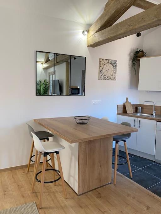 Le Petit Loft Des Halles Béziers Eksteriør billede
